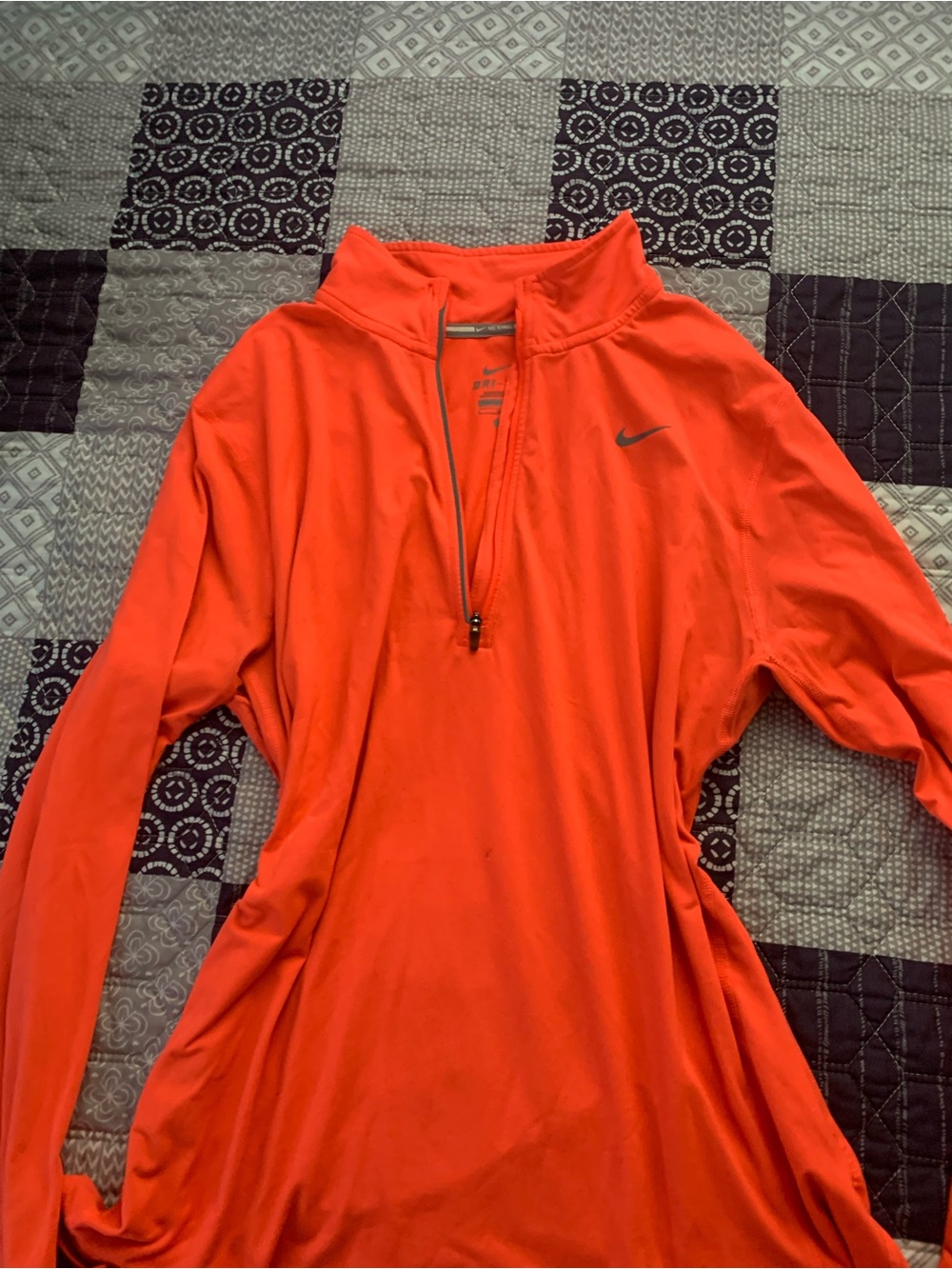 Nike Women's coral golf Quarter-Zip Pullover